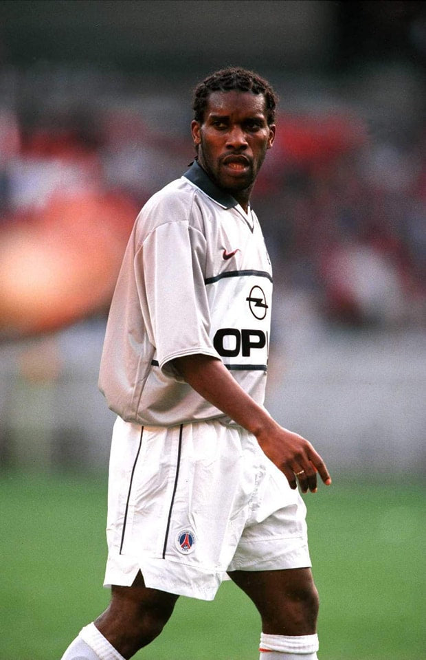 PSG 2000-01 Away Jersey Okocha