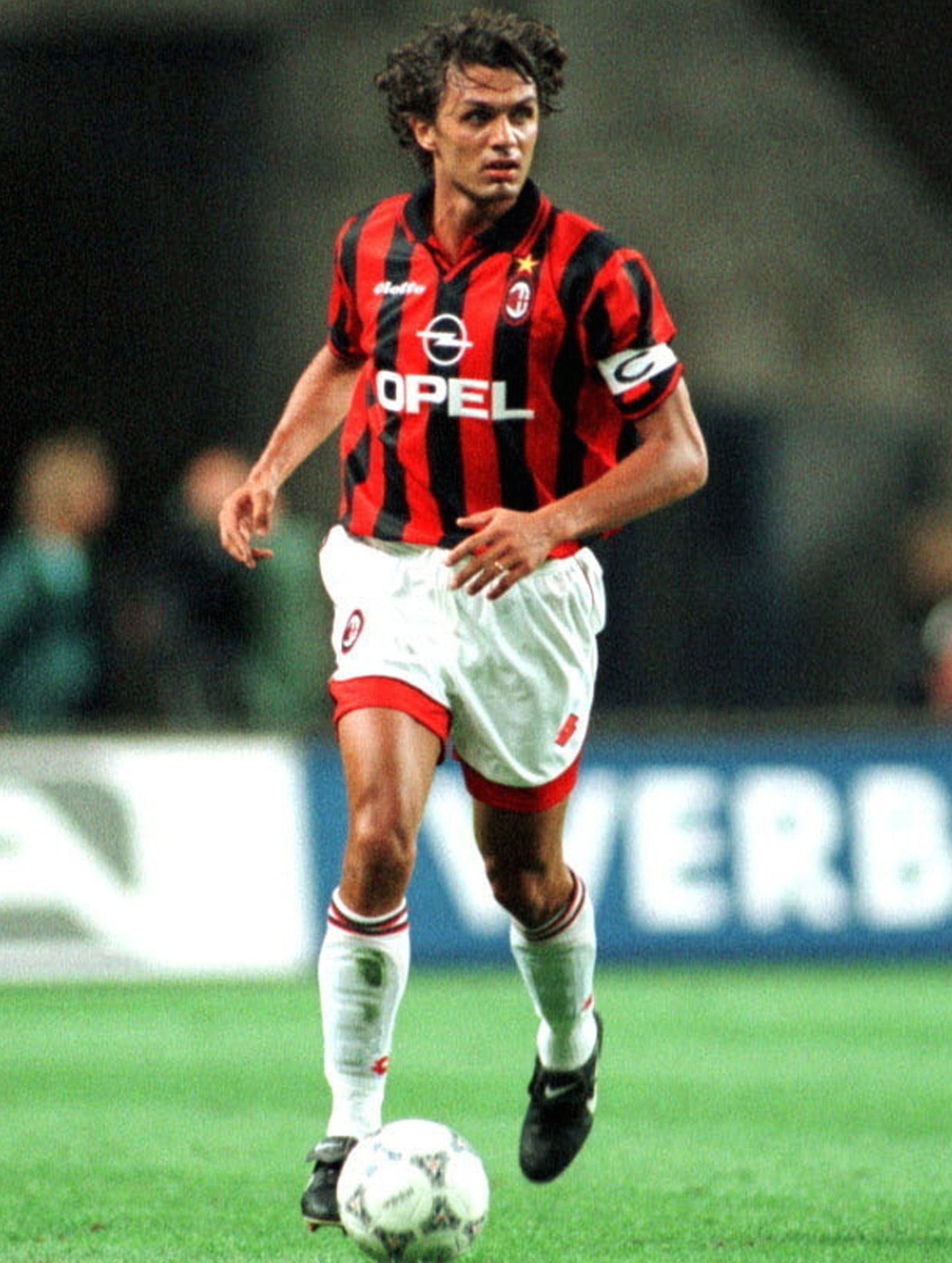 AC Milan 1997-98 Home Jersey Maldini