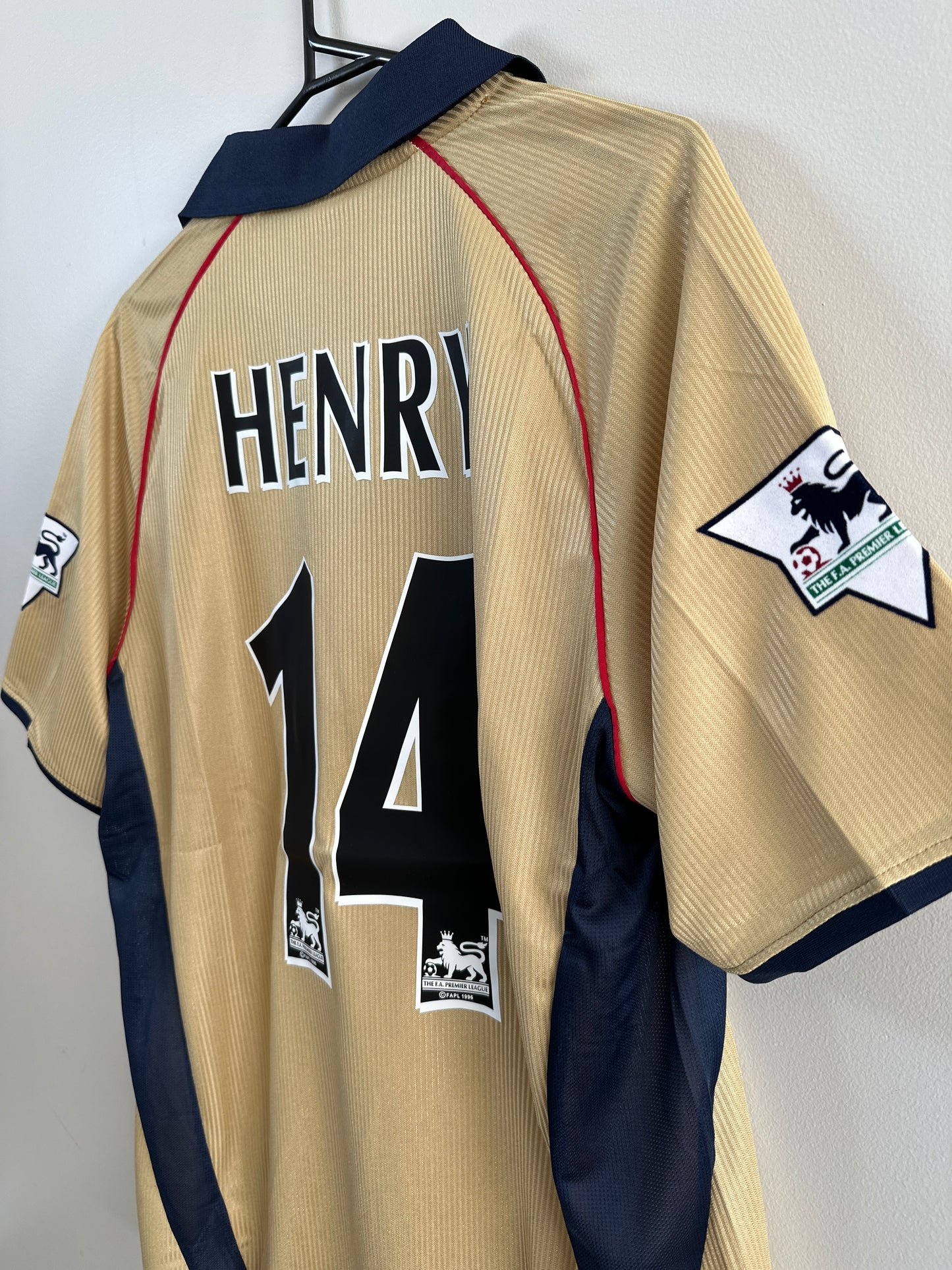 Arsenal 2001-02 Away Jersey Henry