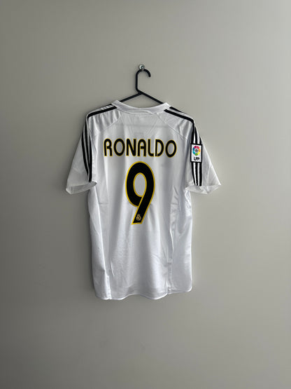 Real Madrid 2004-05 Home Jersey Ronaldo
