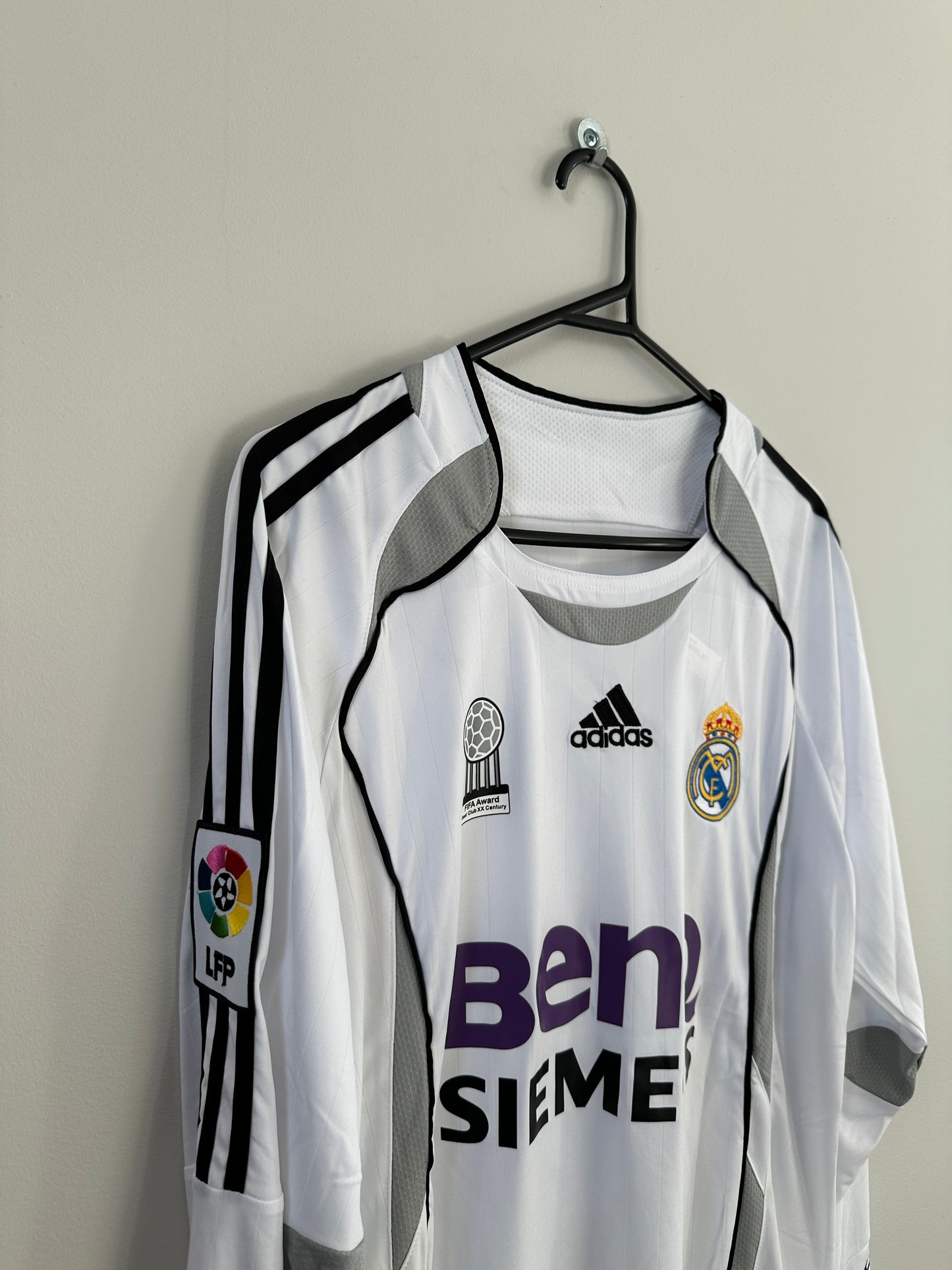 Real Madrid 2006-07 Home Jersey Beckham