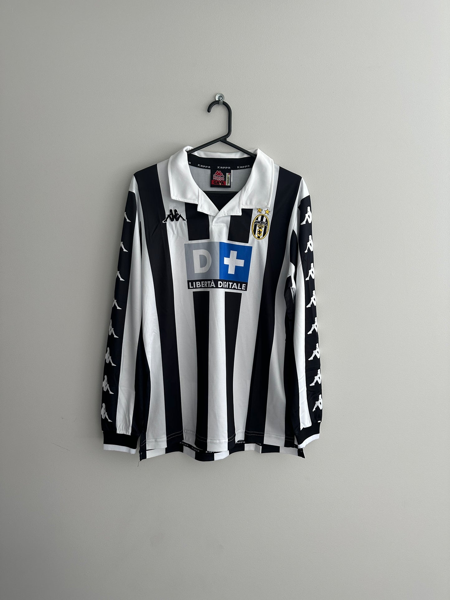 Juventus 1999-00 Home Jersey Zidane