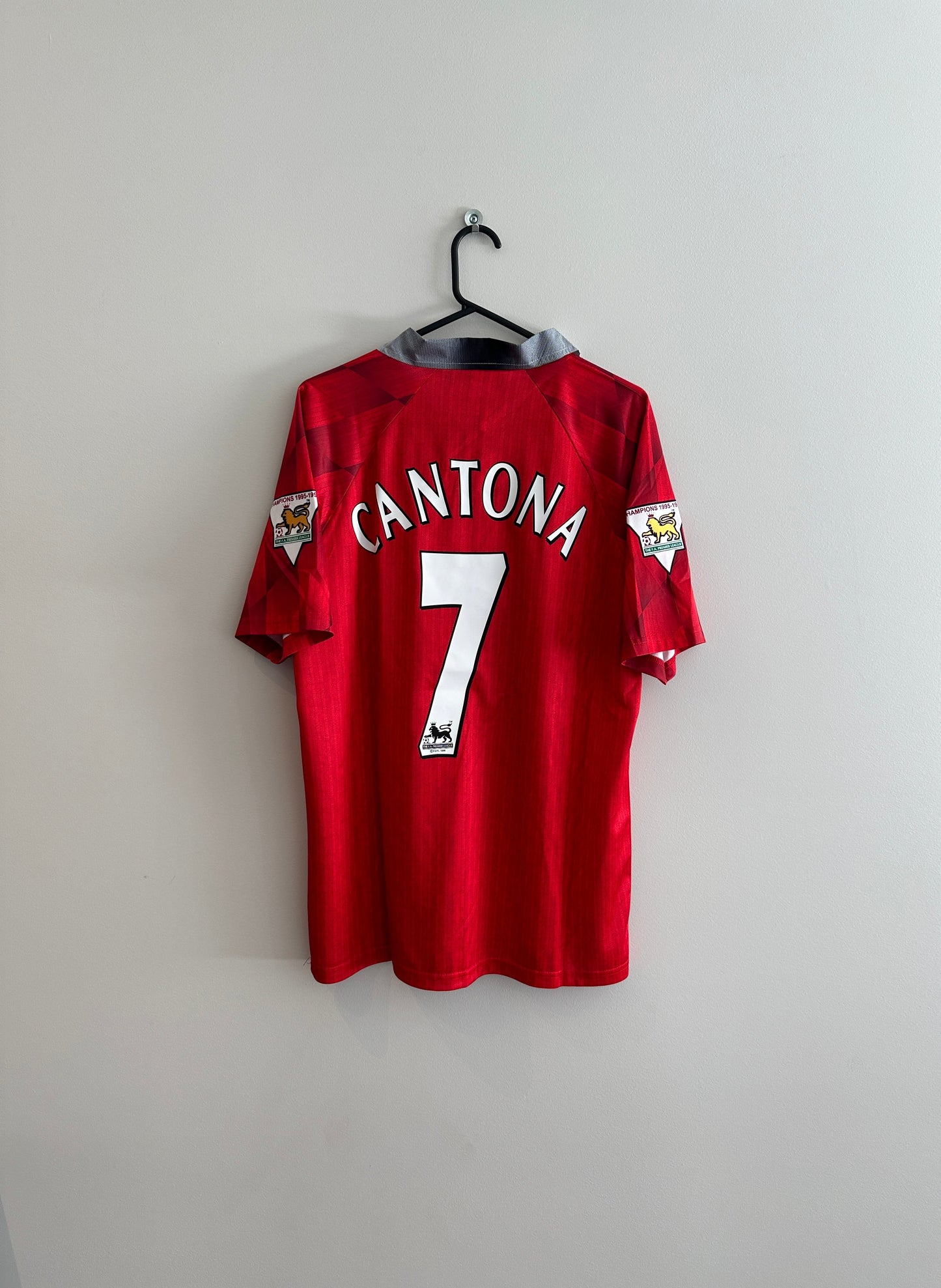 Man United 1996-97 Home Jersey Cantona