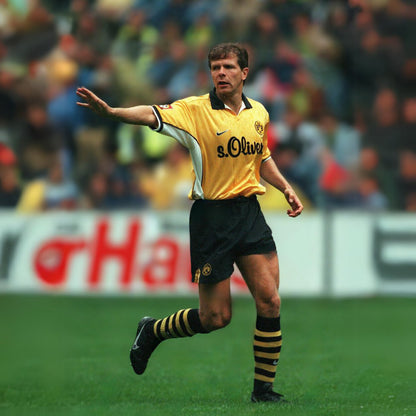 Borussia Dortmund 1998-99 Home Jersey Moller